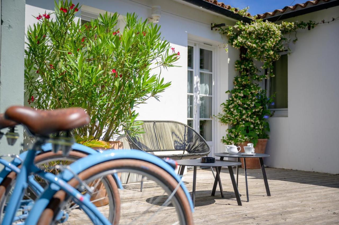 Hotel Le Clocher Ars-en-Re Luaran gambar