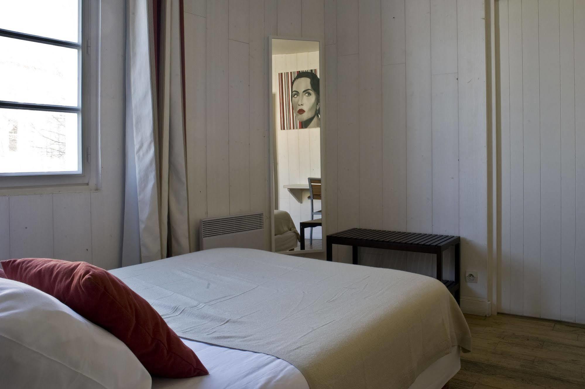Hotel Le Clocher Ars-en-Re Luaran gambar